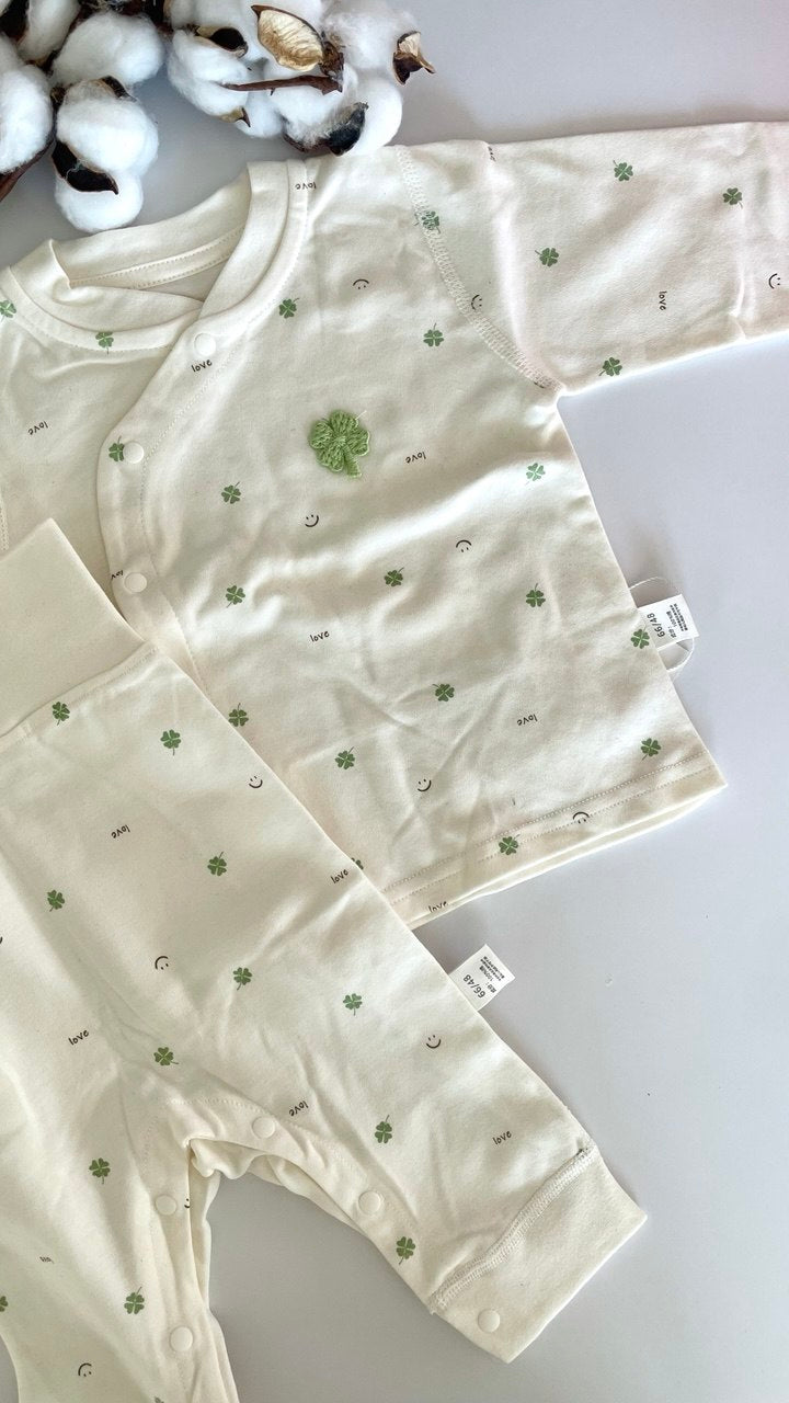 The "First Moments" Premium Organic Newborn Set – Clover Edition